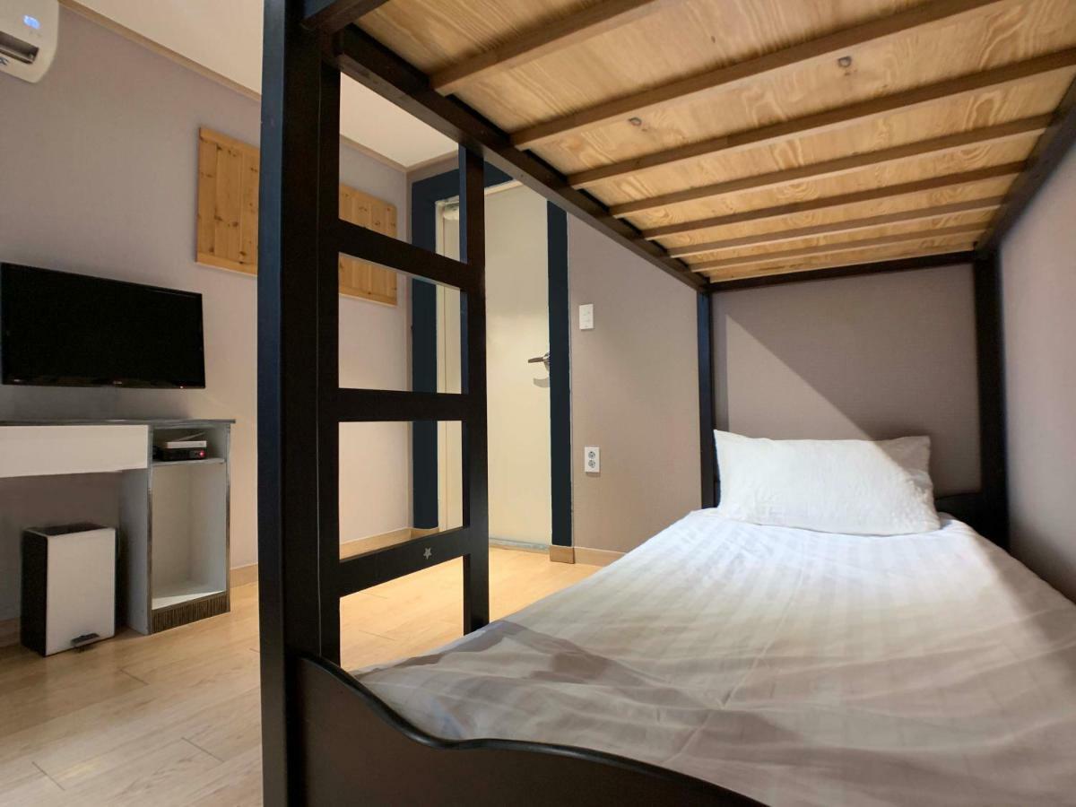 J-Honor Guesthouse Seoul Exterior foto